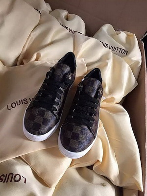 LV Casual shoes Women--009